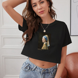 İnci Küpeli Kız Crop Tişört