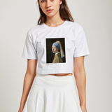İnci Küpeli Kız Crop Tişört