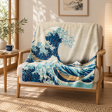 Kanagawa Oki Nami Ura - Kanagawa Dalgası Polar Tv Battaniyesi — Ev sahnesi