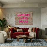 Leopard Loves Drama Duvar Örtüsü