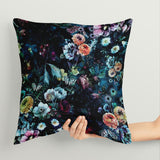Dark Flowers - Çiçekli Çift Taraflı KırlentKılıfı 2 Adet