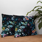 Dark Flowers - Çiçekli Çift Taraflı KırlentKılıfı 2 Adet