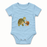 Turtle and snail walking together Zıbın — Mavi — ön görünüm