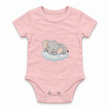 Sleeping elephant on a small cloud Zıbın — Pembe — ön görünüm