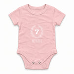 Minimal Months · 7 Zıbın — Pembe — ön görünüm
