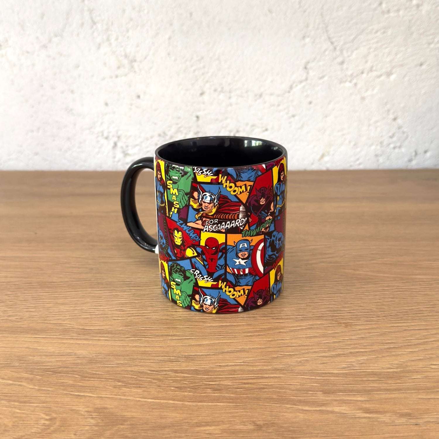 Avengers Comic Book Siyah Kulplu Bardak