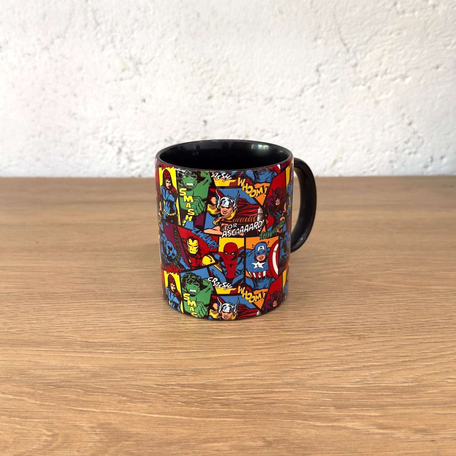 Avengers Comic Book Siyah Kulplu Bardak