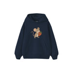 Small mouse carrying a strawberry Çocuk Hoodie — Lacivert — ön görünüm