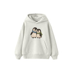 Two penguin chicks leaning together Çocuk Hoodie — Beyaz — ön görünüm
