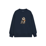 Badger holding a mushroom Çocuk Sweatshirt — Lacivert — ön görünüm