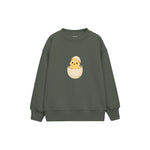 Chick peeking from an eggshell Çocuk Sweatshirt — Antrasit — ön görünüm