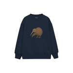 Kiwi bird with a small fern Çocuk Sweatshirt — Lacivert — ön görünüm