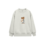 Bear in striped pajamas holding a pillow Çocuk Sweatshirt — Beyaz — ön görünüm