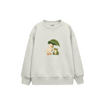 Duck and frog sharing a leaf umbrella Çocuk Sweatshirt — Beyaz — ön görünüm