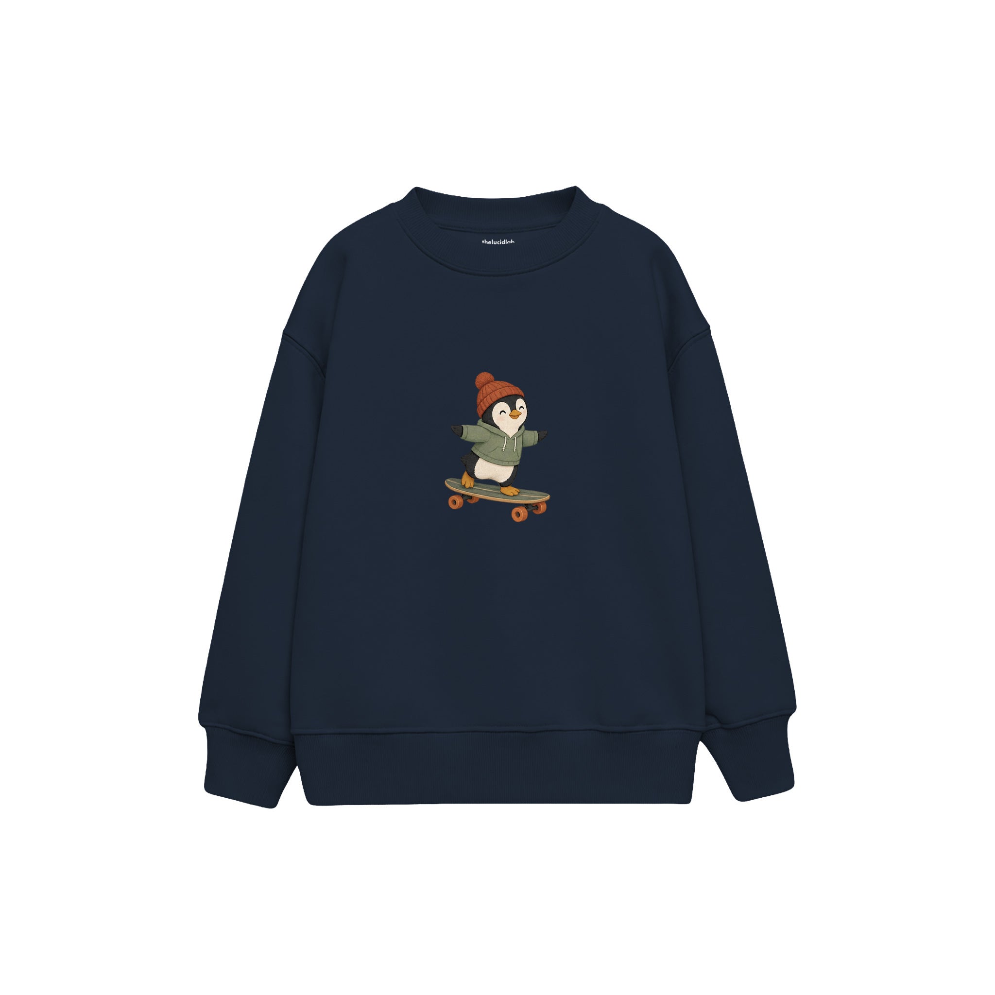 Penguin on a longboard wearing a beanie Çocuk Sweatshirt — Lacivert — ön görünüm