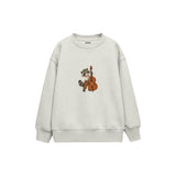 Raccoon playing a double bass Çocuk Sweatshirt — Beyaz — ön görünüm