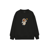 Bear astronaut floating with one star Çocuk Sweatshirt — Siyah — ön görünüm