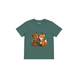 Bear and fox sharing one berry Çocuk Tişört — Yeşil — ön görünüm