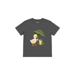 Duck and frog sharing a leaf umbrella Çocuk Tişört — Antrasit — ön görünüm