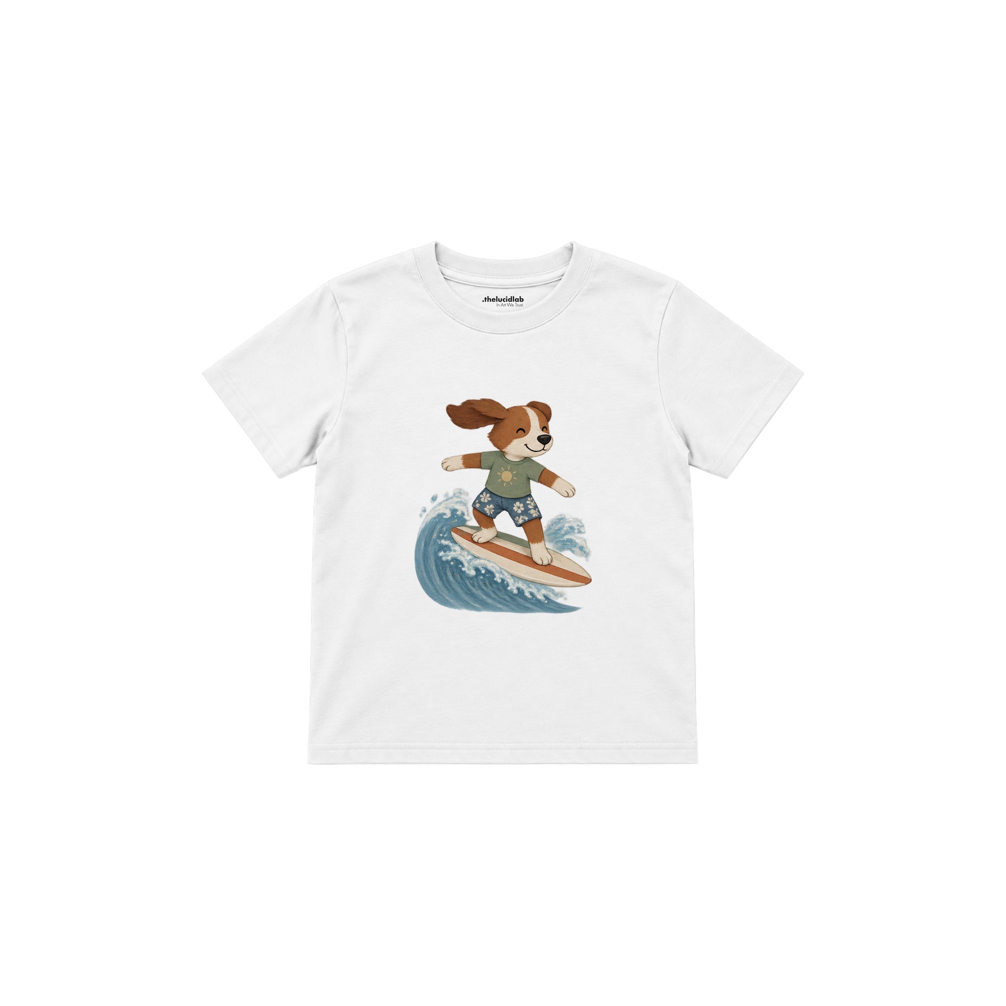 Dog surfing on a small wave Çocuk Tişört — Beyaz — ön görünüm