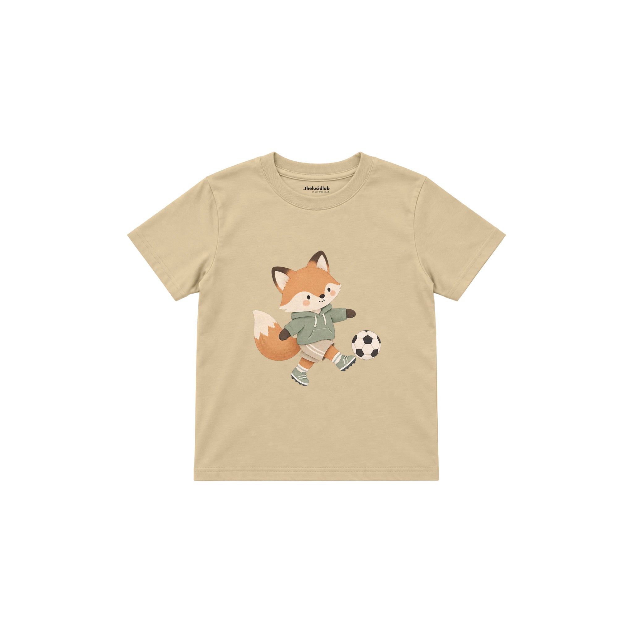 Fox kicking a football Çocuk Tişört — Krem — ön görünüm