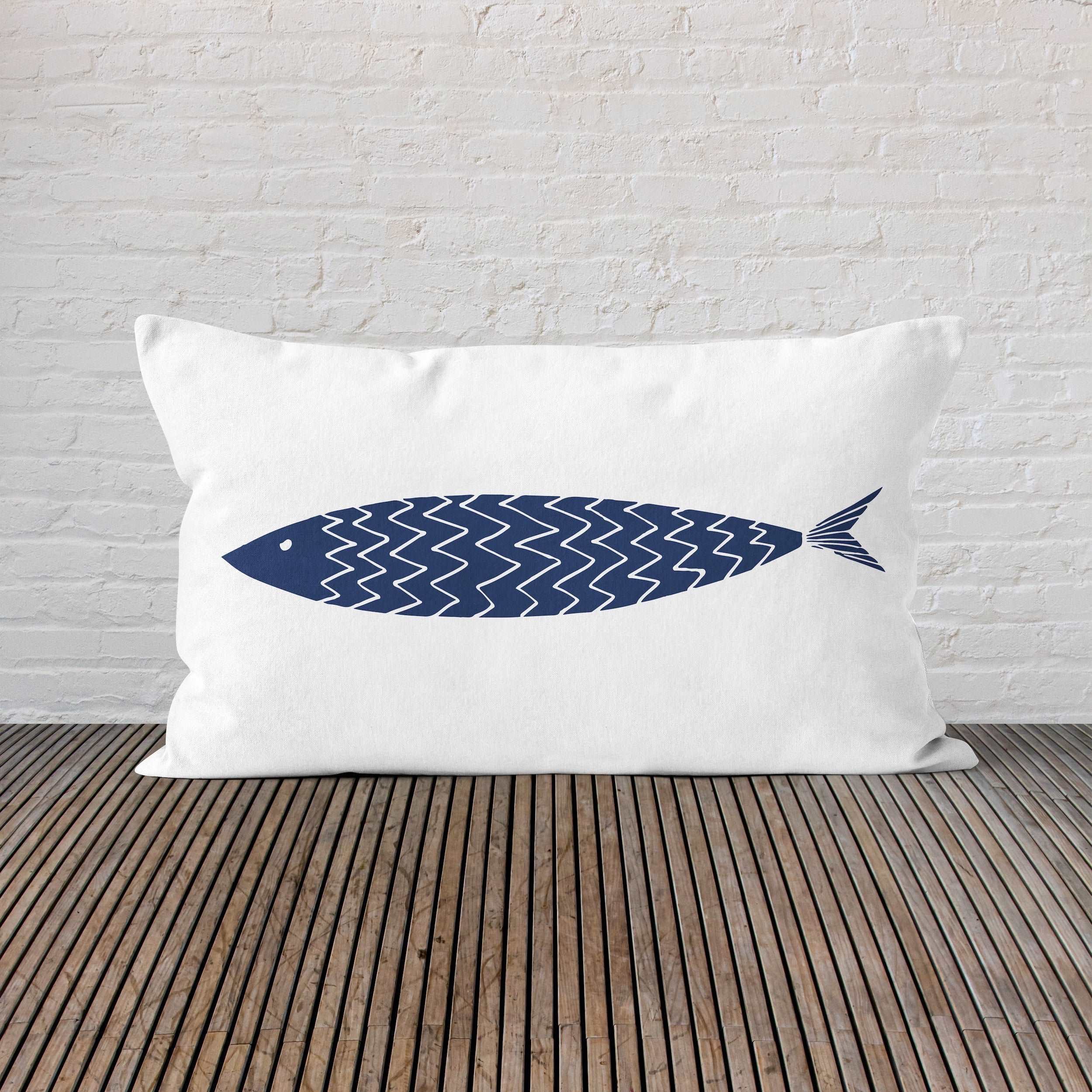 a Fish 30cm x 50cm / Marin Temalı Çift Taraflı Kırlent Kılıfı