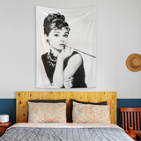 Audrey Hepburn Duvar Örtüsü