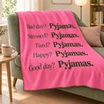 Pyjamas for Everything Polar TV Battaniyesi — Dikiş yakın plan · Ekim 2026