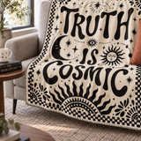 Cosmic Truth Polar TV Battaniyesi — Dikiş yakın plan · Ekim 2026