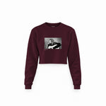 Kurt Cobain 1990 Crop Sweatshirt — Bordo — Ön