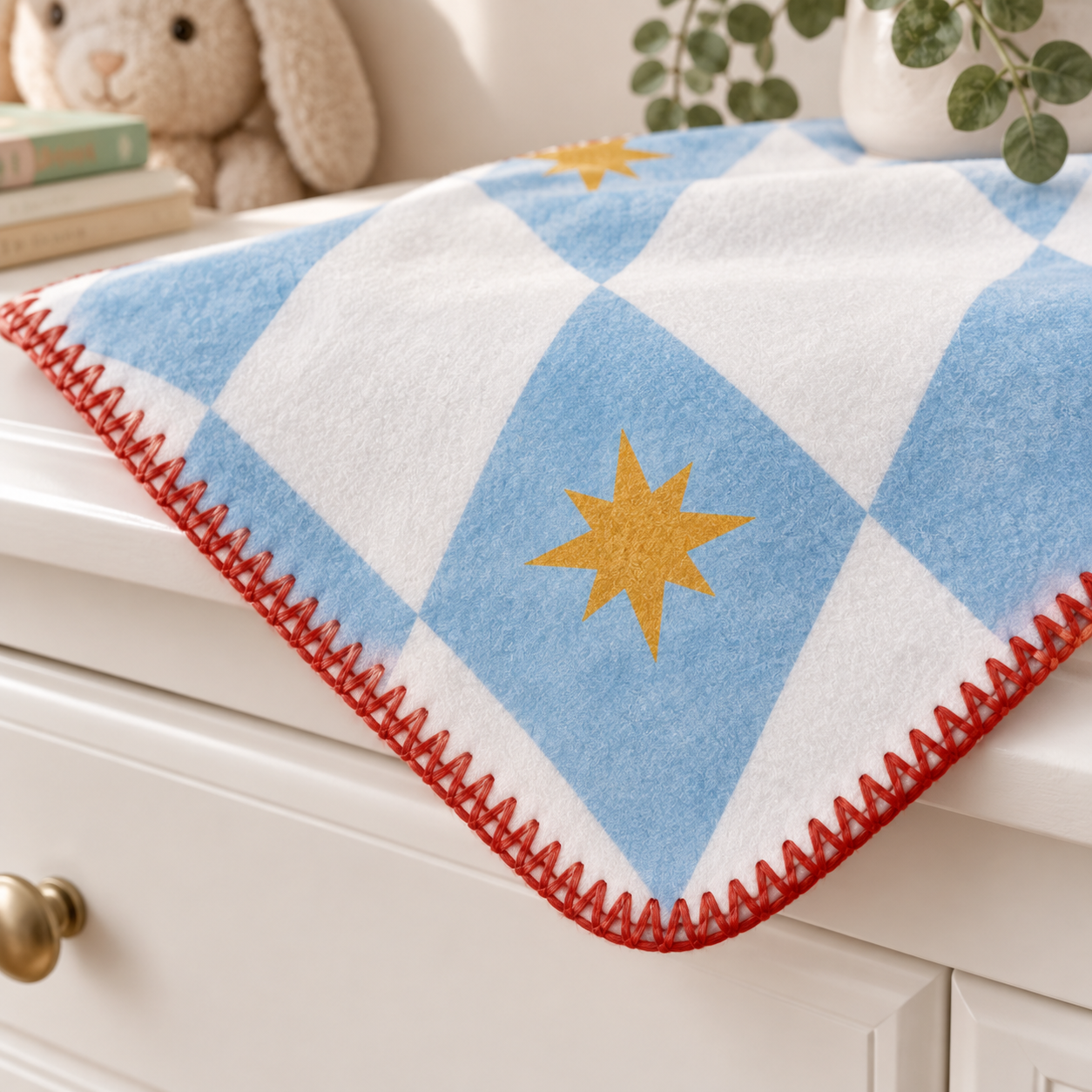 Bunny Carousel Polar Bebek Battaniyesi – dikiş detayı