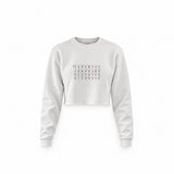 All Tracks / Formula 1 Pistleri Crop Sweatshirt — Beyaz — Ön baskı
