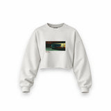 Nighthawks Oversize Crop Sweatshirt — Beyaz — Ön baskı