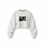 Keith Richards Montauk New York 1975 Oversize Crop Sweatshirt — Beyaz — Ön baskı