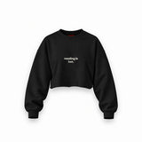 Reading Is Hot Oversize Crop Sweatshirt — Siyah — Ön baskı