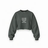 Girlfriend Knows Everything Oversize Crop Sweatshirt — Antrasit — Ön baskı