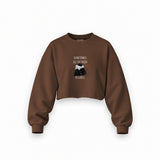 We Need A Hug Oversize Crop Sweatshirt — Kahverengi — Ön baskı