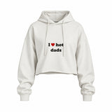 I Love Hot Dads Oversize Crop Hoodie — Beyaz — Ön baskı