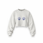 Nice Shells Oversize Crop Sweatshirt — Beyaz — Ön baskı