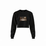 Son Akşam Yemeği Crop Sweatshirt — Siyah — Ön baskı