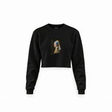 İnci Küpeli Kız Crop Sweatshirt — Siyah — Ön baskı