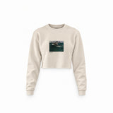 The Green Wave Crop Sweatshirt — Krem — Ön baskı