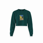 Café Terrace at Night Crop Sweatshirt — Koyu Yeşil — Ön baskı