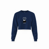 We Need A Hug Crop Sweatshirt — Lacivert — Ön baskı