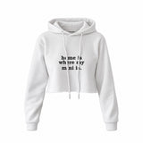 Home Is Where My Mini Is Crop Hoodie — Beyaz — ön görünüm