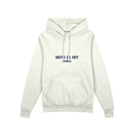 Mini Is My Bestie Oversize Hoodie — Beyaz — ön görünüm