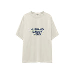 Husband Daddy Hero Oversize Tişört — Ekru — ön görünüm