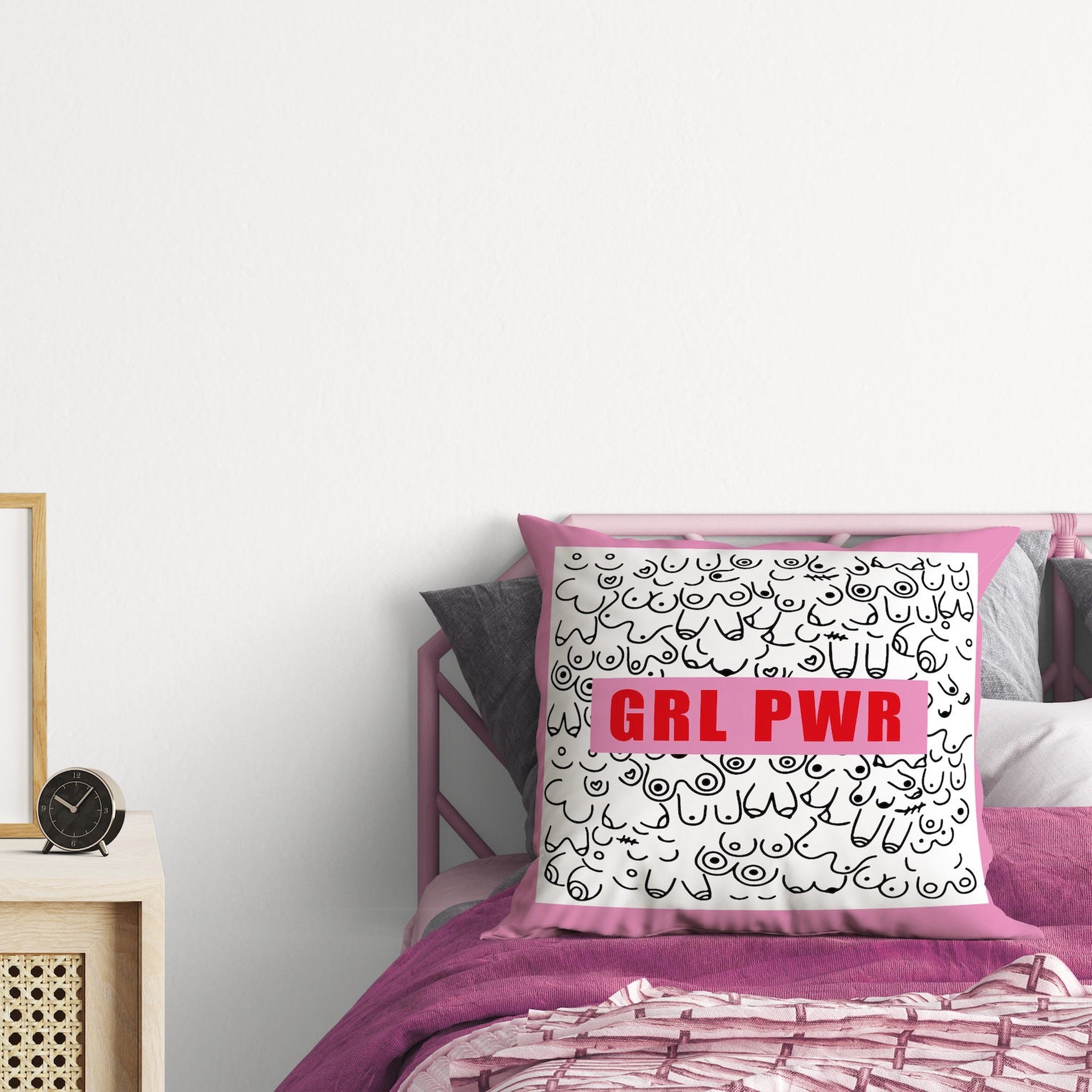 Girl Power Pembe Çift Taraflı Kırlent Kılıfı 2 Adet