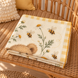 Honey Bear Garden Polar Bebek Battaniyesi — Katlı görünüm
