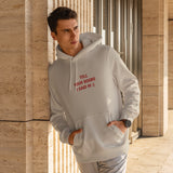 Tell Your Boobs Hoodie – Krem – model üzerinde ön görünüm